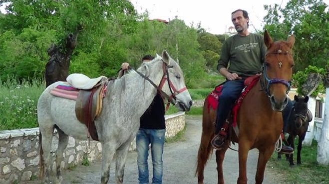 &Eta; &epsilon;&omicron;&rho;&tau;ή &tau;&omicron;&upsilon; &Alpha;&gamma;ί&omicron;&upsilon; &Gamma;&epsilon;&omega;&rho;&gamma;ί&omicron;&upsilon; &sigma;&tau;&omicron; &Epsilon;&lambda;&alpha;&iota;&omicron;&chi;ώ&rho;&iota; &mu;&epsilon; &lambda;&iota;&tau;&alpha;&nu;&epsilon;ί&alpha; &epsilon;&iota;&kappa;ό&nu;&alpha;&sigmaf; &kappa;&alpha;&iota; &kappa;&alpha;&beta;&alpha;&lambda;ά&rho;&eta;&delta;&epsilon;&sigmaf; (vd)