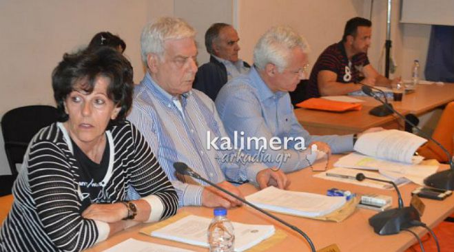 Αποχωρήσεις από τη συνεδρίαση της ΚΕΔΗΤ