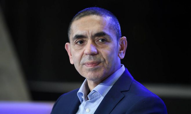 Προειδοποίηση επικεφαλής της BioNTech: &quot;Θα ζήσουμε με τον κορονοϊό για τουλάχιστον δέκα χρόνια&quot;