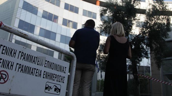 &laquo;&Kappa;&lambda;&epsilon;ί&nu;&omicron;&upsilon;&nu;&raquo; &omicron;&iota; &tau;έ&sigma;&sigma;&epsilon;&rho;&iota;&sigmaf; &tau;&eta;&lambda;&epsilon;&omicron;&pi;&tau;&iota;&kappa;έ&sigmaf; ά&delta;&epsilon;&iota;&epsilon;&sigmaf;- &Sigma;ύ&nu;&tau;&omicron;&mu;&alpha; &theta;&alpha; &gamma;&nu;&omega;&rho;ί&zeta;&omicron;&upsilon;&mu;&epsilon; &tau;&omicron;&upsilon;&sigmaf; &nu;έ&omicron;&upsilon;&sigmaf; &kappa;&alpha;&nu;&alpha;&lambda;ά&rho;&chi;&epsilon;&sigmaf;!