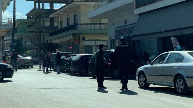 Κορωνοϊός - Μαλεσίνα | Ένας γάμος με 200 άτομα και ανοιχτές καφετέριες έφεραν πάνω από 150 κρούσματα