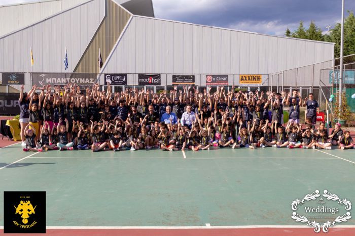 &Pi;&alpha;&nu;&alpha;&gamma;&iota;ώ&tau;&eta;&sigmaf; &Beta;&alpha;&lambda;&alpha;&sigma;ό&pi;&omicron;&upsilon;&lambda;&omicron;&sigmaf;: "&Sigma;&pi;&omicron;&upsilon;&delta;&alpha;ί&alpha; &delta;&omicron;&upsilon;&lambda;&epsilon;&iota;ά &sigma;&tau;&omicron; &tau;&mu;ή&mu;&alpha; &tau;έ&nu;&iota;&sigmaf; &tau;&eta;&sigmaf; &Alpha;&Epsilon;&Kappa; &Tau;&rho;ί&pi;&omicron;&lambda;&eta;&sigmaf;" (&epsilon;&iota;&kappa;ό&nu;&epsilon;&sigmaf;)