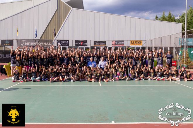 &Pi;&alpha;&nu;&alpha;&gamma;&iota;ώ&tau;&eta;&sigmaf; &Beta;&alpha;&lambda;&alpha;&sigma;ό&pi;&omicron;&upsilon;&lambda;&omicron;&sigmaf;: "&Sigma;&pi;&omicron;&upsilon;&delta;&alpha;ί&alpha; &delta;&omicron;&upsilon;&lambda;&epsilon;&iota;ά &sigma;&tau;&omicron; &tau;&mu;ή&mu;&alpha; &tau;έ&nu;&iota;&sigmaf; &tau;&eta;&sigmaf; &Alpha;&Epsilon;&Kappa; &Tau;&rho;ί&pi;&omicron;&lambda;&eta;&sigmaf;" (&epsilon;&iota;&kappa;ό&nu;&epsilon;&sigmaf;)