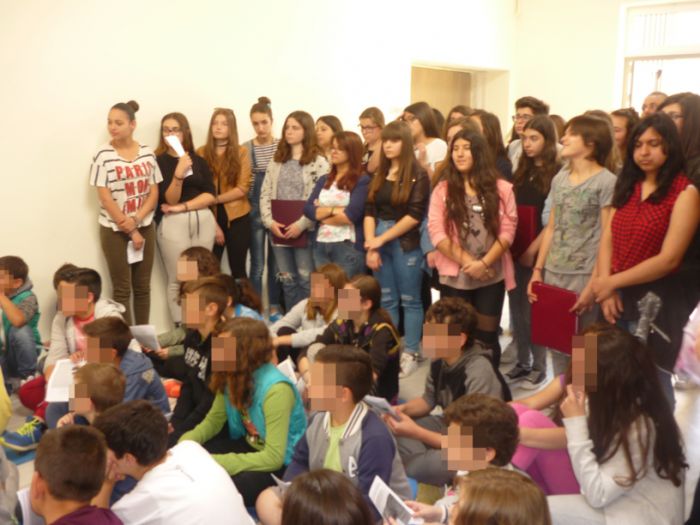 "Open day" - &Mu;&alpha;&theta;&eta;&tau;έ&sigmaf; &tau;&eta;&sigmaf; &tau;&epsilon;&lambda;&epsilon;&upsilon;&tau;&alpha;ί&alpha;&sigmaf; &tau;ά&xi;&eta;&sigmaf; &tau;&omicron;&upsilon; &Delta;&eta;&mu;&omicron;&tau;&iota;&kappa;&omicron;ύ &xi;&epsilon;&nu;&alpha;&gamma;ή&theta;&eta;&kappa;&alpha;&nu; &sigma;&tau;&omicron; &Mu;&omicron;&upsilon;&sigma;&iota;&kappa;ό &Sigma;&chi;&omicron;&lambda;&epsilon;ί&omicron;! (&epsilon;&iota;&kappa;ό&nu;&epsilon;&sigmaf;)