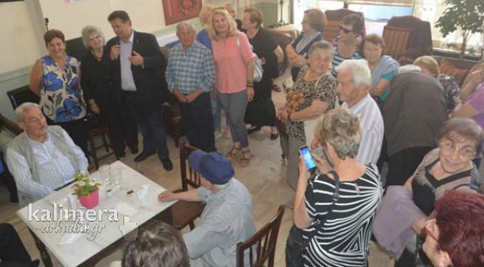 Εντυπωσιασμένα τα μέλη του ΚΑΠΗ Δήμου Κόνιτσας από την επίσκεψη στην Τρίπολη! (vd)