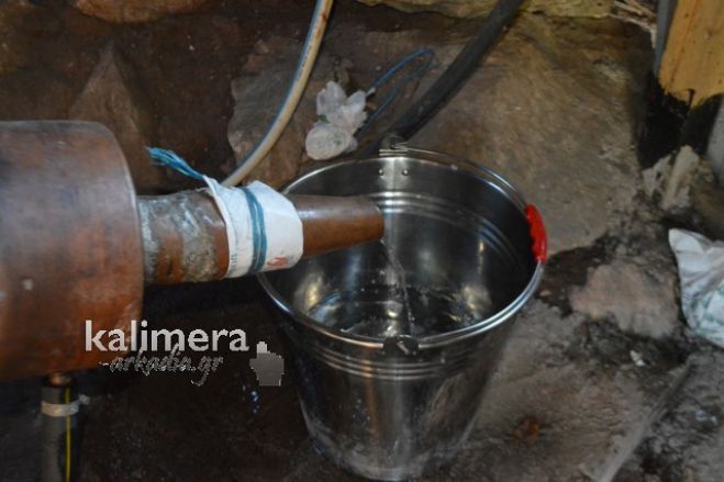 &Gamma;&omicron;&rho;&tau;&upsilon;&nu;ί&alpha; | &Eta; &pi;&alpha;&rho;&alpha;&gamma;&omega;&gamma;ή &tau;&sigma;ί&pi;&omicron;&upsilon;&rho;&omicron;&upsilon; &sigma;&tau;&omicron; &Pi;&alpha;&lambda;&alpha;&iota;&omicron;&chi;ώ&rho;&iota;