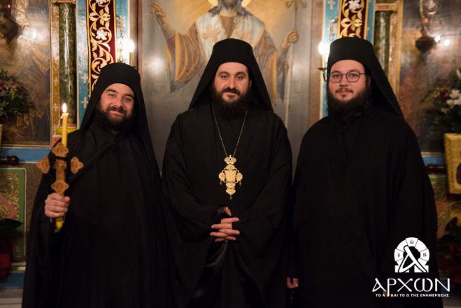 &Chi;&epsilon;&iota;&rho;&omicron;&tau;&omicron;&nu;ί&alpha; &Pi;&rho;&epsilon;&sigma;&beta;&upsilon;&tau;έ&rho;&omicron;&upsilon; &kappa;&alpha;&iota; &Delta;&iota;&alpha;&kappa;ό&nu;&omicron;&upsilon; &sigma;&tau;&eta; &Mu;&omicron;&nu;ή &Kappa;&alpha;&lambda;&tau;&epsilon;&zeta;ώ&nu;