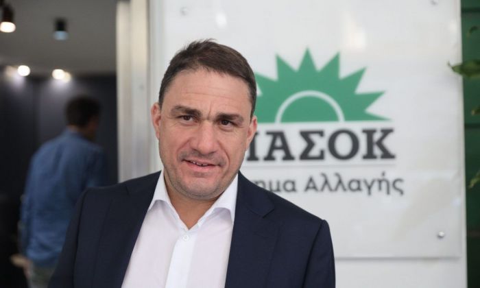 &Tau;&sigma;&omicron;&upsilon;&kappa;&alpha;&lambda;ά&sigmaf;: "&Sigma;&tau;ί&gamma;&mu;&alpha; &gamma;&iota;&alpha; &tau;&eta; &Nu;&Delta; &eta; &delta;ή&lambda;&omega;&sigma;&eta; &Mu;&eta;&tau;&sigma;&omicron;&tau;ά&kappa;&eta; &gamma;&iota;&alpha; &Beta;&epsilon;&nu;&epsilon;&zeta;&omicron;&upsilon;έ&lambda;&alpha;"