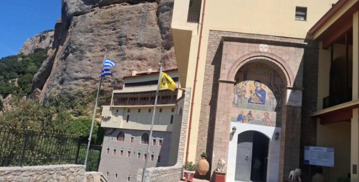 Καλάβρυτα | Συνελήφθη ηγούμενος μονής που ετοιμαζόταν να πουλήσει βυζαντινές εικόνες