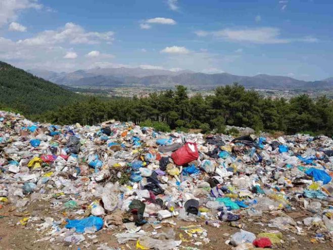 &quot;Η μόνη πολιτιστική κληρονομιά των Δημάρχων της Τρίπολης ήταν η δημιουργία χωματερών από το 1982 ως και σήμερα&quot;