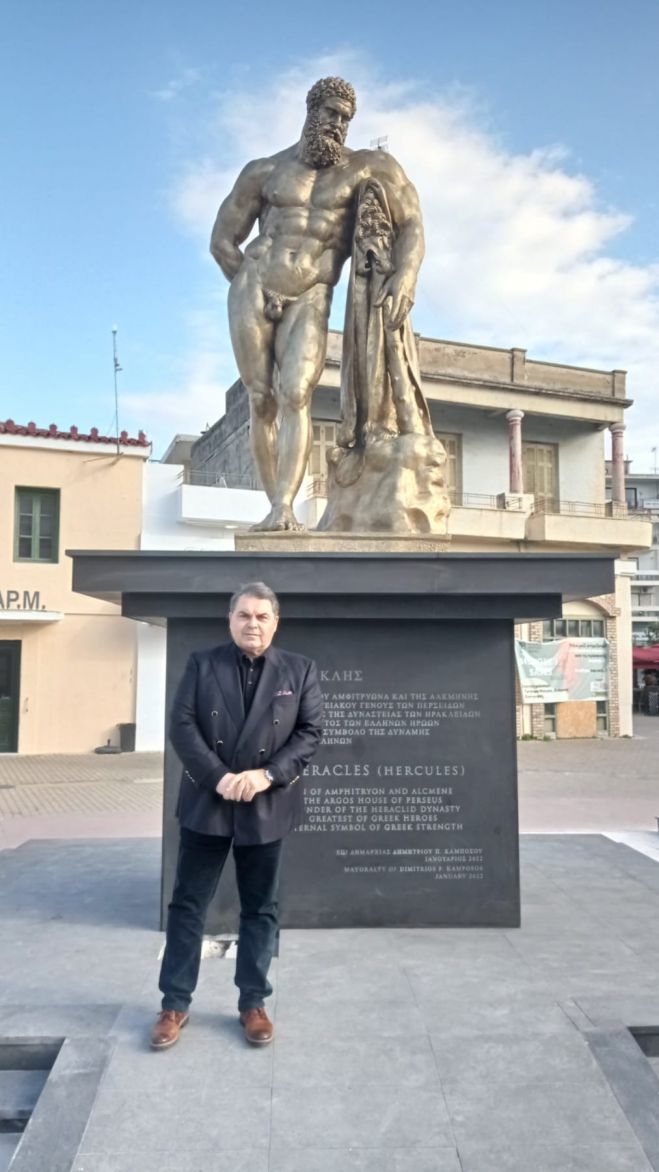 &Tau;&epsilon;&rho;ά&sigma;&tau;&iota;&omicron;&sigmaf; &alpha;&nu;&delta;&rho;&iota;ά&nu;&tau;&alpha;&sigmaf; &tau;&omicron;&upsilon; &Eta;&rho;&alpha;&kappa;&lambda;ή &sigma;&tau;&eta;&nu; &pi;&lambda;&alpha;&tau;&epsilon;ί&alpha; &tau;&omicron;&upsilon; Ά&rho;&gamma;&omicron;&upsilon;&sigmaf;!