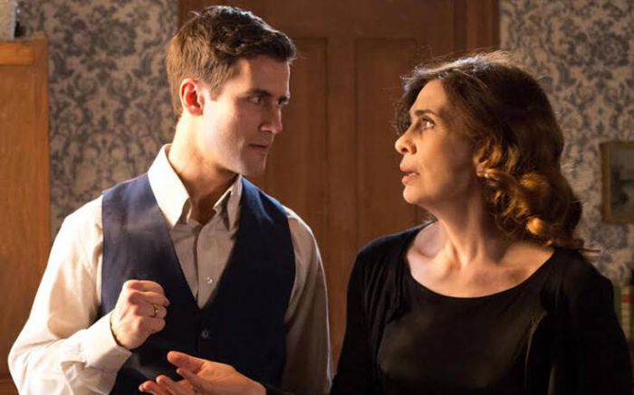 "Ά&gamma;&rho;&iota;&epsilon;&sigmaf; &Mu;έ&lambda;&iota;&sigma;&sigma;&epsilon;&sigmaf;" | &Eta; &alpha;&nu;&alpha;&pi;ά&nu;&tau;&epsilon;&chi;&eta; &pi;&rho;ό&tau;&alpha;&sigma;&eta; &kappa;&alpha;&iota; &eta; ... &pi;&iota;&kappa;&rho;ή &alpha;&lambda;ή&theta;&epsilon;&iota;&alpha;!