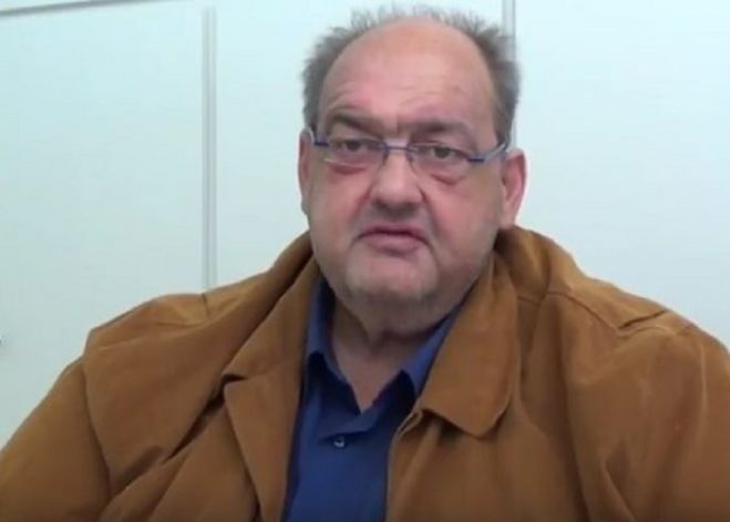 &Kappa;&omicron;&upsilon;&kappa;&omicron;&lambda;&omicron;&upsilon;&phi;ό&rho;&omicron;&sigmaf; &epsilon;&pi;&iota;&tau;έ&theta;&eta;&kappa;&epsilon; &kappa;&alpha;&iota; &tau;&rho;&alpha;&upsilon;&mu;ά&tau;&iota;&sigma;&epsilon; &mu;&epsilon; &sigma;&iota;&delta;&epsilon;&rho;&omicron;&lambda;&omicron;&sigma;&tau;ό &tau;&omicron;&nu; &Pi;&rho;ό&epsilon;&delta;&rho;&omicron; &tau;&eta;&sigmaf; &Epsilon;.&Pi;.&Sigma;. &Kappa;&omicron;&rho;&iota;&nu;&theta;ί&alpha;&sigmaf;