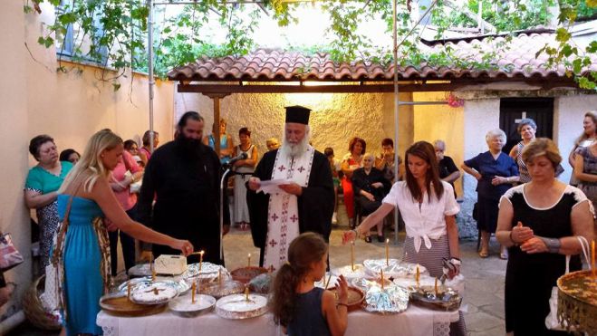 &Eta; &epsilon;&omicron;&rho;&tau;ή &tau;&omicron;&upsilon; &Alpha;&gamma;ί&omicron;&upsilon; &Phi;&alpha;&nu;&omicron;&upsilon;&rho;ί&omicron;&upsilon; &sigma;&tau;&eta;&nu; &Tau;&rho;ί&pi;&omicron;&lambda;&eta; (&epsilon;&iota;&kappa;ό&nu;&epsilon;&sigmaf;)