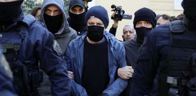 Τρίτη μήνυση κατά Λιγνάδη | «Με βίασε» λέει ο μηνυτής - «Δεν τον γνωρίζω» απαντάει ο σκηνοθέτης από τις φυλακές της Τρίπολης