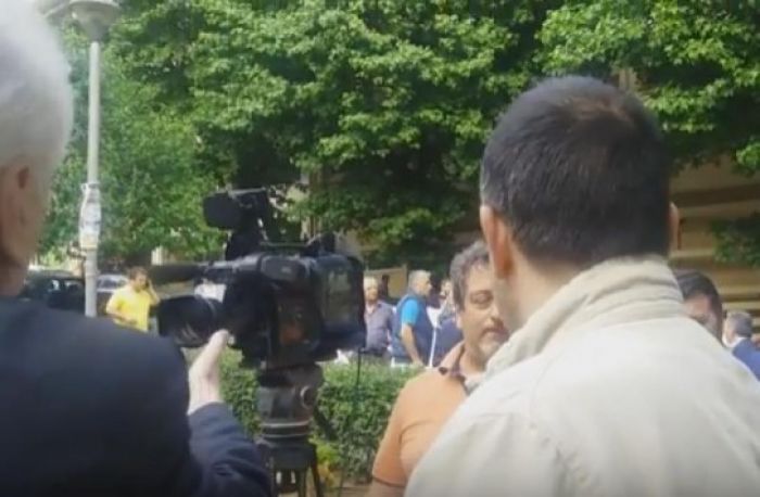 &Tau;&alpha; έ&psi;&alpha;&lambda;&lambda;&alpha;&nu; &sigma;&epsilon; &beta;&omicron;&upsilon;&lambda;&epsilon;&upsilon;&tau;ή &tau;&omicron;&upsilon; &Sigma;&Upsilon;&Rho;&Iota;&Zeta;&Alpha;! (vd)