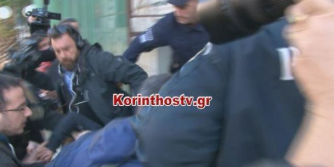 Ά&gamma;&iota;&omicron;&iota; &Theta;&epsilon;ό&delta;&omega;&rho;&omicron;&iota; | &Omicron;&rho;&gamma;ή &gamma;&iota;&alpha; &tau;&omicron;&upsilon;&sigmaf; &delta;&rho;ά&sigma;&tau;&epsilon;&sigmaf; &alpha;&pi;ό &tau;&omicron;&upsilon;&sigmaf; &sigma;&upsilon;&gamma;&gamma;&epsilon;&nu;&epsilon;ί&sigmaf; &tau;&eta;&sigmaf; 73&chi;&rho;&omicron;&nu;&eta;&sigmaf; (vd)