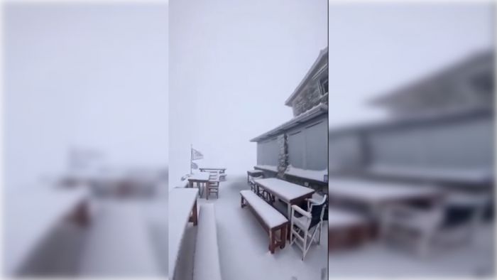 Τα πρώτα χιόνια στον Όλυμπο! (vd)