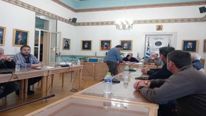 &Sigma;&tau;&omicron;&nu; &Pi;&epsilon;&rho;&iota;&phi;&epsilon;&rho;&epsilon;&iota;ά&rho;&chi;&eta; &eta; &Sigma;&upsilon;&nu;&tau;&omicron;&nu;&iota;&sigma;&tau;&iota;&kappa;ή &Epsilon;&pi;&iota;&tau;&rho;&omicron;&pi;ή &kappa;&alpha;&tau;&omicron;ί&kappa;&omega;&nu; &tau;&eta;&sigmaf; &Alpha;&rho;&kappa;&alpha;&delta;ί&alpha;&sigmaf;: "&Delta;&epsilon;&nu; &mu;&pi;&omicron;&rho;&epsilon;ί &nu;&alpha; &upsilon;&pi;ά&rho;&chi;&epsilon;&iota; ά&gamma;&nu;&omicron;&iota;&alpha; &kappa;&alpha;&iota; &tau;&alpha;&upsilon;&tau;ό&chi;&rho;&omicron;&nu;&alpha; &gamma;&nu;&omega;&mu;&omicron;&delta;ό&tau;&eta;&sigma;&eta; &epsilon;&pi;ί &mu;&epsilon;&lambda;&epsilon;&tau;ώ&nu;"