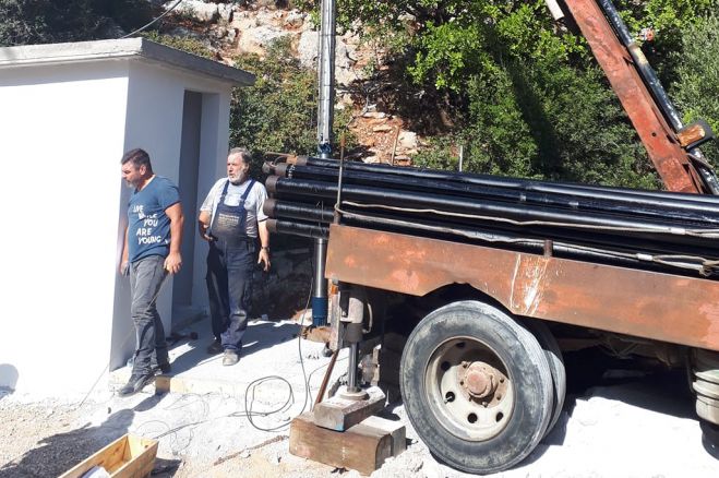 &Lambda;&epsilon;&omega;&nu;ί&delta;&iota;&omicron; | &Sigma;&tau;&omicron; &tau;&epsilon;&lambda;&epsilon;&upsilon;&tau;&alpha;ί&omicron; &sigma;&tau;ά&delta;&iota;&omicron; &eta; &alpha;&nu;&alpha;&beta;ά&theta;&mu;&iota;&sigma;&eta; &tau;&omicron;&upsilon; &delta;&iota;&kappa;&tau;ύ&omicron;&upsilon; ύ&delta;&rho;&epsilon;&upsilon;&sigma;&eta;&sigmaf;
