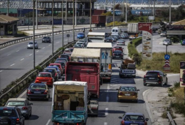 &Alpha;&nu;&alpha;&tau;&rho;&omicron;&pi;ή &beta;&upsilon;&tau;&iota;&omicron;&phi;ό&rho;&omicron;&upsilon; &pi;&omicron;&upsilon; &mu;&epsilon;&tau;έ&phi;&epsilon;&rho;&epsilon; &kappa;&eta;&rho;&omicron;&zeta;ί&nu;&eta; &sigma;&tau;&eta;&nu; &Alpha;&theta;&eta;&nu;ώ&nu; &ndash; &Kappa;&omicron;&rho;ί&nu;&theta;&omicron;&upsilon;