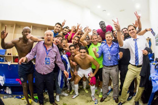 &Mu;&pi;&omicron;&rho;&omicron;&beta;ή&lambda;&omicron;&sigmaf;: &laquo;&Delta;&epsilon; &phi;&omicron;&beta;ό&mu;&alpha;&sigma;&tau;&epsilon; &sigma;&tau;&alpha; &delta;ύ&sigma;&kappa;&omicron;&lambda;&alpha;. &Sigma;&upsilon;&mu;&phi;&omega;&nu;ή&sigma;&alpha;&mu;&epsilon; &mu;&epsilon; &Gamma;&iota;&alpha;&nu;&nu;&iota;ώ&tau;&alpha;&raquo;