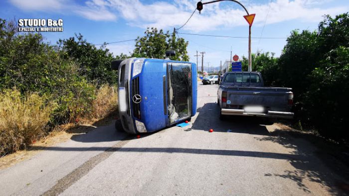 Σοβαρό τροχαίο στην Αγία Τριάδα Ναυπλίου