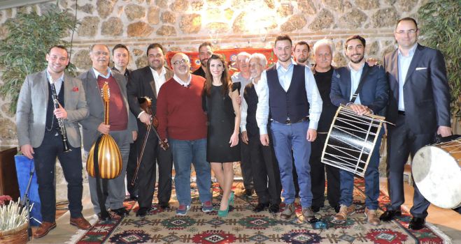 &Alpha;&rho;&kappa;&alpha;&delta;&iota;&kappa;ό - &Mu;&omega;&rho;&alpha;ΐ&tau;&iota;&kappa;&omicron; &gamma;&lambda;έ&nu;&tau;&iota; &sigma;&tau;&omicron; "&Alpha;&lambda;ά&tau;&iota; &tau;&eta;&sigmaf; &gamma;&eta;&sigmaf;" ... &tau;&eta;&nu; 25&eta; &Mu;&alpha;&rho;&tau;ί&omicron;&upsilon;!