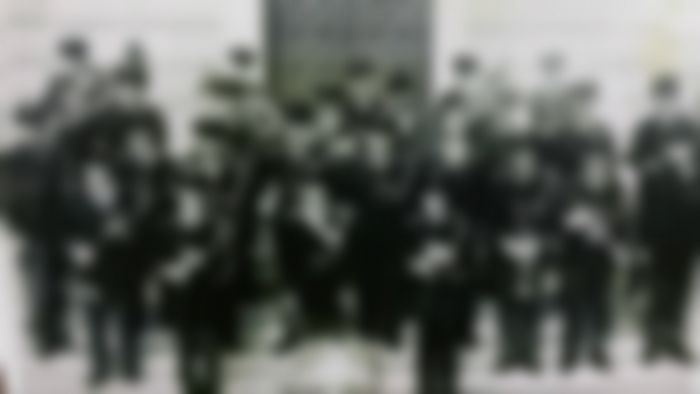 &Eta; &Phi;&iota;&lambda;&alpha;&rho;&mu;&omicron;&nu;&iota;&kappa;ή &Tau;&rho;ί&pi;&omicron;&lambda;&eta;&sigmaf; &pi;&rho;&iota;&nu; &alpha;&pi;ό ... 36 &chi;&rho;ό&nu;&iota;&alpha;! (&epsilon;&iota;&kappa;ό&nu;&epsilon;&sigmaf;)