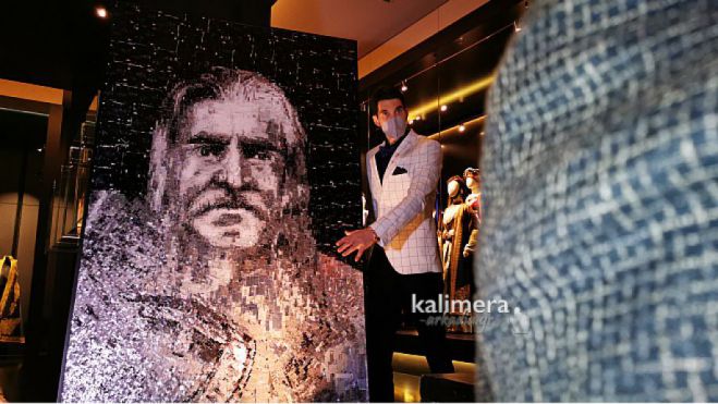 &Nu;ί&kappa;&omicron;&sigmaf; &Phi;&lambda;ώ&rho;&omicron;&sigmaf; | &Pi;&alpha;&rho;&alpha;&tau;&epsilon;ί&nu;&epsilon;&tau;&alpha;&iota; &eta; έ&kappa;&theta;&epsilon;&sigma;&eta; &mu;έ&chi;&rho;&iota; &tau;έ&lambda;&omicron;&sigmaf; &Delta;&epsilon;&kappa;&epsilon;&mu;&beta;&rho;ί&omicron;&upsilon;