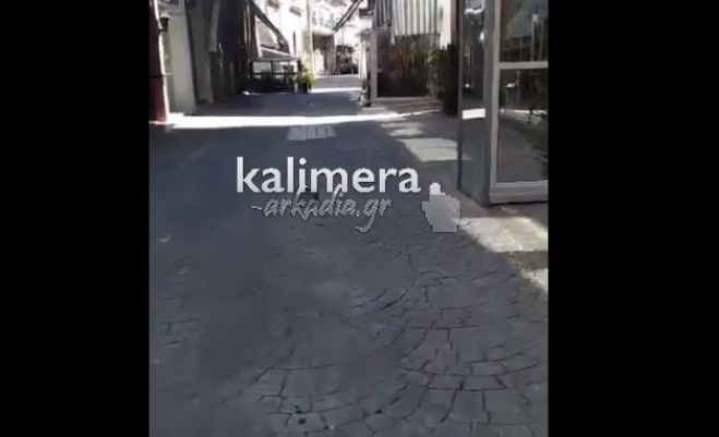&Kappa;&upsilon;&rho;&iota;&alpha;&kappa;ή &sigma;&tau;&eta;&nu; &Tau;&rho;ί&pi;&omicron;&lambda;&eta; | Ά&delta;&epsilon;&iota;&alpha; &pi;ό&lambda;&eta;, &alpha;&pi;έ&rho;&alpha;&nu;&tau;&eta; &sigma;&iota;&omega;&pi;ή &ndash; &Pi;&epsilon;&iota;&theta;&alpha;&rho;&chi;&omicron;ύ&nu; &omicron;&iota; &pi;&epsilon;&rho;&iota;&sigma;&sigma;ό&tau;&epsilon;&rho;&omicron;&iota; &kappa;&alpha;&iota; &laquo;&mu;έ&nu;&omicron;&upsilon;&nu; &sigma;&pi;ί&tau;&iota;&raquo; (vd)