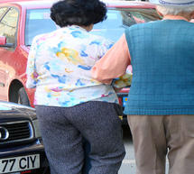 &laquo;&Phi;&iota;ά&sigma;&kappa;&omicron;&raquo; &eta; &eta;&lambda;&epsilon;&kappa;&tau;&rho;&omicron;&nu;&iota;&kappa;ή &sigma;&upsilon;&nu;&tau;&alpha;&gamma;&omicron;&gamma;&rho;ά&phi;&eta;&sigma;&eta; &ndash; &Alpha;&pi;ί&sigma;&tau;&epsilon;&upsilon;&tau;&eta; &tau;&alpha;&lambda;&alpha;&iota;&pi;&omega;&rho;ί&alpha; &gamma;&iota;&alpha; &tau;&omicron;&upsilon;&sigmaf; &eta;&lambda;&iota;&kappa;&iota;&omega;&mu;έ&nu;&omicron;&upsilon;&sigmaf; &sigma;&tau;&alpha; &chi;&omega;&rho;&iota;ά &tau;&eta;&sigmaf; &Alpha;&rho;&kappa;&alpha;&delta;ί&alpha;&sigmaf;