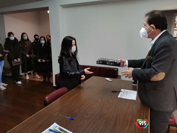 &Pi;&rho;&omega;&tau;&omicron;&epsilon;&tau;&epsilon;ί&sigmaf; &sigma;&pi;&omicron;&upsilon;&delta;&alpha;&sigma;&tau;έ&sigmaf; &tau;&eta;&sigmaf; &Iota;&alpha;&tau;&rho;&iota;&kappa;ή&sigmaf; &alpha;&pi;ό &omicron;&lambda;ό&kappa;&lambda;&eta;&rho;&eta; &tau;&eta;&nu; &Alpha;&rho;&kappa;&alpha;&delta;ί&alpha; &beta;&rho;&alpha;&beta;&epsilon;&upsilon;&theta;ή&kappa;&alpha;&nu; &sigma;&tau;&eta;&nu; &Tau;&rho;ί&pi;&omicron;&lambda;&eta;! (vd)