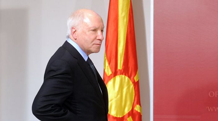 Τα πέντε ονόματα που πρότεινε ο Νίμιτς για τα Σκόπια | Σε όλα υπάρχει ο όρος «Μακεδονία»