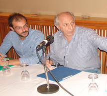 &Gamma;&iota;&alpha;&tau;ί &omicron; &Pi;&alpha;&pi;&alpha;ϊ&omega;ά&nu;&nu;&omicron;&upsilon; &delta;&epsilon;&nu; ή&theta;&epsilon;&lambda;&epsilon; &kappa;ά&mu;&epsilon;&rho;&epsilon;&sigmaf; &mu;έ&sigma;&alpha; &sigma;&tau;&eta;&nu; &epsilon;&kappa;&delta;ή&lambda;&omega;&sigma;&eta; &tau;&omicron;&upsilon; &Pi;&Alpha;&Sigma;&Omicron;&Kappa; &sigma;&tau;&eta;&nu; &Tau;&rho;ί&pi;&omicron;&lambda;&eta;; (vd)