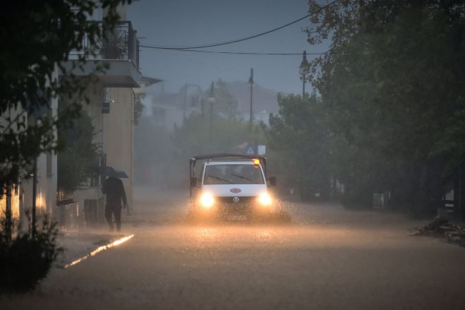 Κακοκαιρία Elias | Βούλιαξε ξανά ο Βόλος, πλημμύρισαν σπίτια