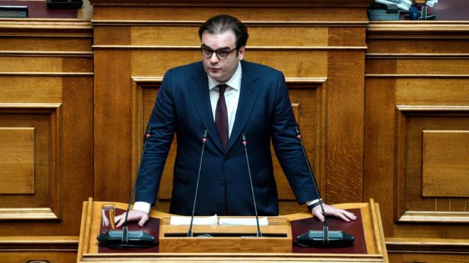 Πιερρακάκης: &quot;Πρέπει να ληφθούν δύσκολες αποφάσεις για την επιβίωση των ΕΛΤΑ&quot; - Η λίστα με τα 204 υποκαταστήματα που κλείνουν