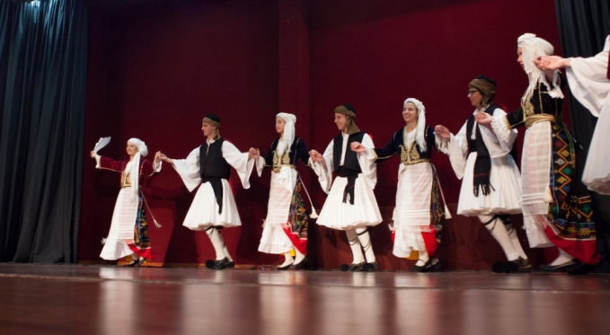 &Eta; &Mu;&alpha;&kappa;&epsilon;&delta;&omicron;&nu;ί&alpha; &epsilon;&nu;ώ&theta;&eta;&kappa;&epsilon; &mu;&epsilon; &tau;&omicron;&nu; &Mu;&omega;&rho;&iota;ά &sigma;&tau;&eta; &Mu;&epsilon;&gamma;&alpha;&lambda;ό&pi;&omicron;&lambda;&eta; (&epsilon;&iota;&kappa;ό&nu;&epsilon;&sigmaf;)!