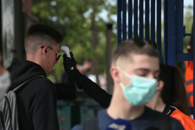 Σχολεία | Από που μπορούν να προμηθευτούν self tests όσοι μαθητές και εκπαιδευτικοί δεν πρόλαβαν ...