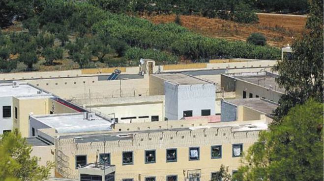&Sigma;&upsilon;&sigma;&kappa;&epsilon;&upsilon;&alpha;&sigma;ί&epsilon;&sigmaf; &kappa;ά&nu;&nu;&alpha;&beta;&eta;&sigmaf; &epsilon;&nu;&tau;&omicron;&pi;ί&sigma;&tau;&eta;&kappa;&alpha;&nu; &sigma;&tau;&omicron; &sigma;&tau;&iota;&sigmaf; &phi;&upsilon;&lambda;&alpha;&kappa;έ&sigmaf; &Nu;&alpha;&upsilon;&pi;&lambda;ί&omicron;&upsilon;