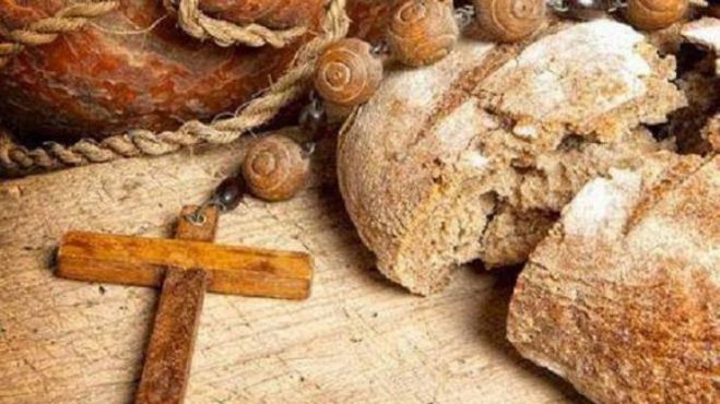 &Alpha;&rho;&chi;ή &nu;&eta;&sigma;&tau;&epsilon;ί&alpha;&sigmaf; &Chi;&rho;&iota;&sigma;&tau;&omicron;&upsilon;&gamma;έ&nu;&nu;&omega;&nu;