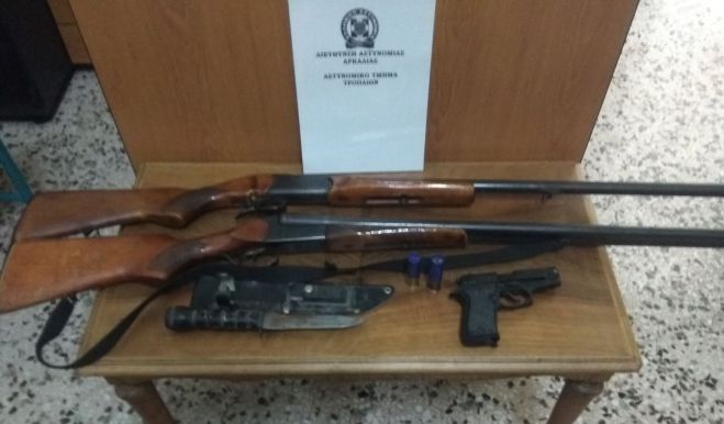 &Kappa;&upsilon;&nu;&eta;&gamma;&epsilon;&tau;&iota;&kappa;ά ό&pi;&lambda;&alpha;, &pi;&iota;&sigma;&tau;ό&lambda;&iota; &kappa;&rho;ό&tau;&omicron;&upsilon; &kappa;&alpha;&iota; &mu;&alpha;&chi;&alpha;ί&rho;&iota; &kappa;&alpha;&tau;&alpha;&sigma;&chi;έ&theta;&eta;&kappa;&alpha;&nu; &sigma;&tau;&eta;&nu; &Alpha;&rho;&kappa;&alpha;&delta;ί&alpha;