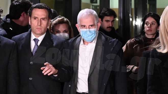 &Epsilon;&lambda;&epsilon;ύ&theta;&epsilon;&rho;&omicron;&sigmaf; &mu;&epsilon; &alpha;&nu;&alpha;&sigma;&tau;&omicron;&lambda;ή &omicron; &Pi;έ&tau;&rho;&omicron;&sigmaf; &Phi;&iota;&lambda;&iota;&pi;&pi;ί&delta;&eta;&sigmaf;