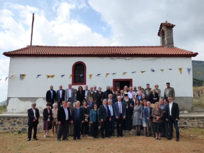 Η γιορτή των Αγίων Κωνσταντίνου και Ελένης στο χωριό Πάπαρι (εικόνες)