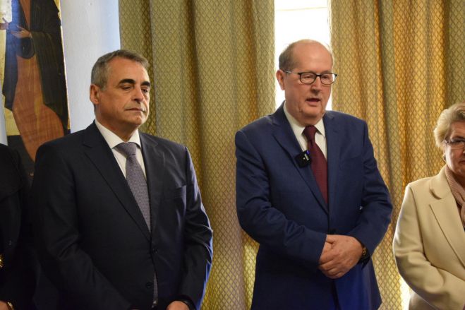 &Nu;ί&kappa;&alpha;&sigmaf;: "&Eta; &Tau;&rho;ί&pi;&omicron;&lambda;&eta; &theta;&alpha; &gamma;ί&nu;&epsilon;&iota; &kappa;έ&nu;&tau;&rho;&omicron; &pi;&alpha;&rho;&alpha;&gamma;&omega;&gamma;ή&sigmaf; &phi;&alpha;&rho;&mu;&alpha;&kappa;&epsilon;&upsilon;&tau;&iota;&kappa;ώ&nu; &pi;&rho;&omicron;ϊό&nu;&tau;&omega;&nu; &sigma;&tau;&eta;&nu; &Epsilon;&lambda;&lambda;ά&delta;&alpha; &kappa;&alpha;&iota; &sigma;&tau;&eta;&nu; &Epsilon;&upsilon;&rho;ώ&pi;&eta;"!