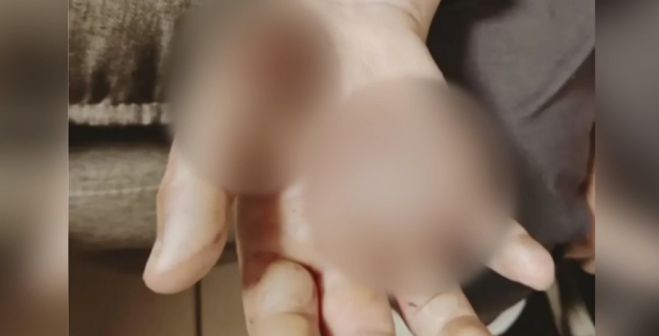 &Nu;έ&alpha; &Sigma;&mu;ύ&rho;&nu;&eta; | &Beta;ί&alpha;&zeta;&epsilon; &kappa;&alpha;&iota; &beta;&alpha;&sigma;ά&nu;&iota;&zeta;&epsilon; &tau;&eta; 10&chi;&rho;&omicron;&nu;&eta; &kappa;ό&rho;&eta; &tau;&omicron;&upsilon; -&Tau;&eta;&nu; έ&kappa;&alpha;&iota;&gamma;&epsilon; &sigma;&tau;&omicron; &ldquo;&mu;ά&tau;&iota;&rdquo; &tau;&eta;&sigmaf; &kappa;&omicron;&upsilon;&zeta;ί&nu;&alpha;&sigmaf; (vd)