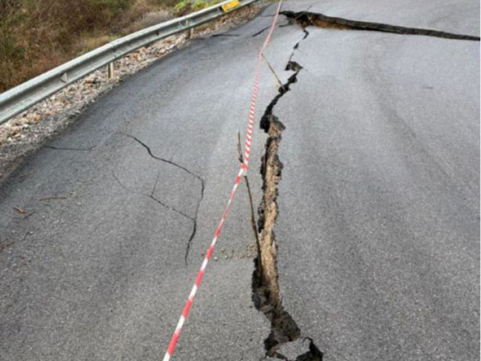 &Sigma;&epsilon; &epsilon;&xi;έ&lambda;&iota;&xi;&eta; έ&rho;&gamma;&alpha; &alpha;&pi;&omicron;&kappa;&alpha;&tau;ά&sigma;&tau;&alpha;&sigma;&eta;&sigmaf; &sigma;&tau;&eta;&nu; &epsilon;&pi;&alpha;&rho;&chi;&iota;&alpha;&kappa;ή &omicron;&delta;ό &Tau;&rho;ί&pi;&omicron;&lambda;&eta;&sigmaf; &ndash; &Beta;ά&sigma;&tau;&alpha; &alpha;&pi;ό &tau;&eta;&nu; &Pi;&epsilon;&rho;&iota;&phi;έ&rho;&epsilon;&iota;&alpha; &Pi;&epsilon;&lambda;&omicron;&pi;&omicron;&nu;&nu;ή&sigma;&omicron;&upsilon;