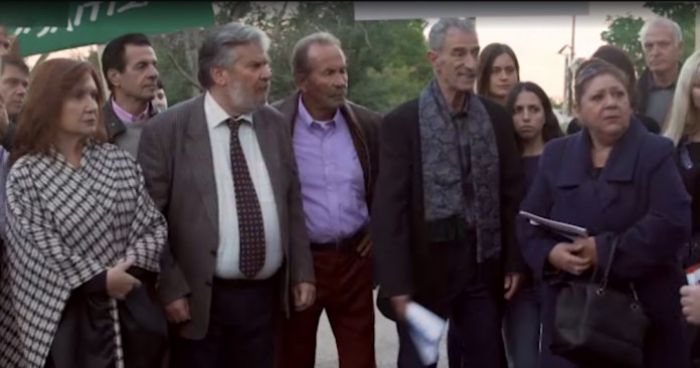 &Tau;&omicron; &Kappa;&alpha;&phi;έ &tau;&eta;&sigmaf; &Chi;&alpha;&rho;ά&sigmaf; | &Pi;&omicron;&iota;&omicron;&sigmaf; &epsilon;ί&nu;&alpha;&iota; &omicron; &pi;&rho;&omega;&tau;&alpha;&gamma;&omega;&nu;&iota;&sigma;&tau;ή&sigmaf; &pi;&omicron;&upsilon; &pi;&epsilon;&theta;&alpha;ί&nu;&epsilon;&iota;;