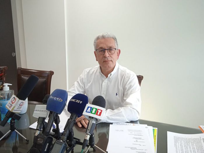 &Chi;&rho;.&Lambda;&alpha;&mu;&pi;&rho;ό&pi;&omicron;&upsilon;&lambda;&omicron;&sigmaf;: "&Omicron;&iota; &sigma;&upsilon;&nu;ά&delta;&epsilon;&lambda;&phi;&omicron;&iota; ά&rho;&gamma;&eta;&sigma;&alpha;&nu; 11 &chi;&rho;ό&nu;&iota;&alpha; &nu;&alpha; &epsilon;&kappa;&phi;&rho;ά&sigma;&omicron;&upsilon;&nu; &tau;&omicron; &ldquo;ό&psi;&iota;&mu;&omicron;&rdquo; &epsilon;&nu;&delta;&iota;&alpha;&phi;έ&rho;&omicron;&nu; &tau;&omicron;&upsilon;&sigmaf; &gamma;&iota;&alpha; &tau;&eta;&nu; &Alpha;&rho;&kappa;&alpha;&delta;ί&alpha;" (vd)