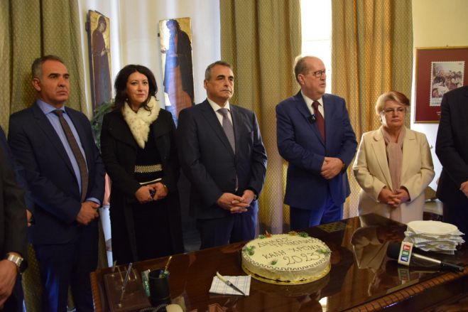 &Nu;ί&kappa;&alpha;&sigmaf;: &laquo;&Omega;&sigmaf; &pi;&epsilon;&rho;&iota;&phi;έ&rho;&epsilon;&iota;&alpha; &delta;&epsilon;&nu; &theta;&alpha; έ&chi;&omicron;&upsilon;&mu;&epsilon; &kappa;&alpha;&mu;ί&alpha; &pi;&alpha;&rho;έ&mu;&beta;&alpha;&sigma;&eta; &sigma;&epsilon; &kappa;&alpha;&mu;ί&alpha; &epsilon;&kappa;&lambda;&omicron;&gamma;&iota;&kappa;ή &delta;&iota;&alpha;&delta;&iota;&kappa;&alpha;&sigma;ί&alpha;&raquo;